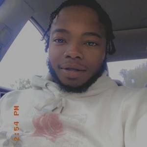 Meet your Posher, Ashton